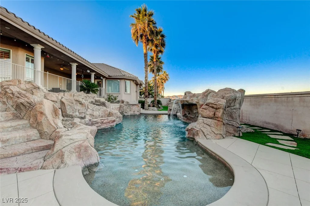 1700 Brock, Las Vegas, NV 89117