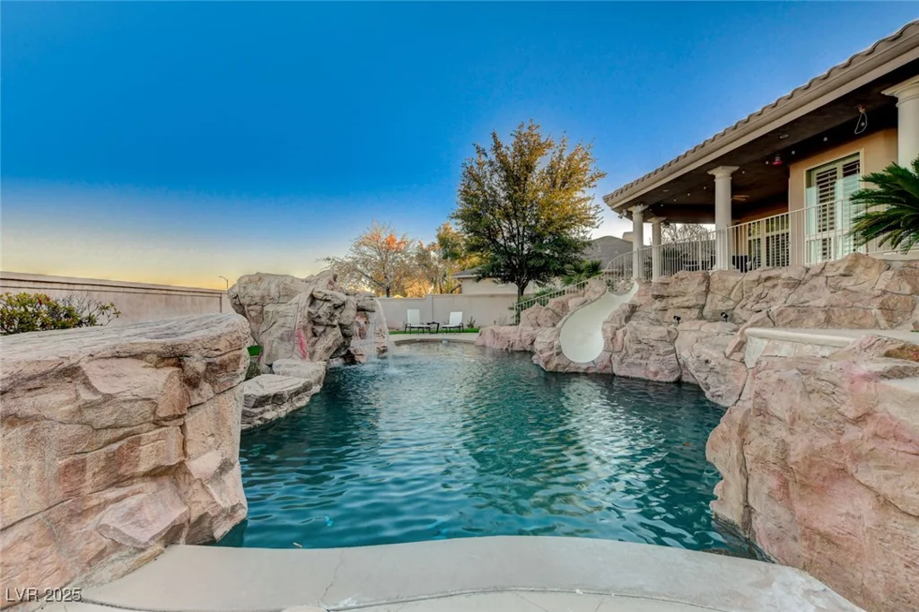1700 Brock, Las Vegas, NV 89117