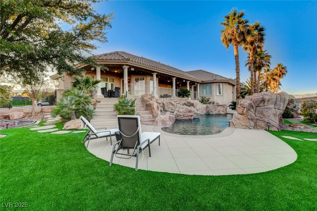 1700 Brock, Las Vegas, NV 89117