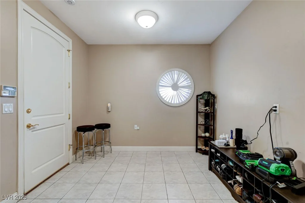 1700 Brock, Las Vegas, NV 89117