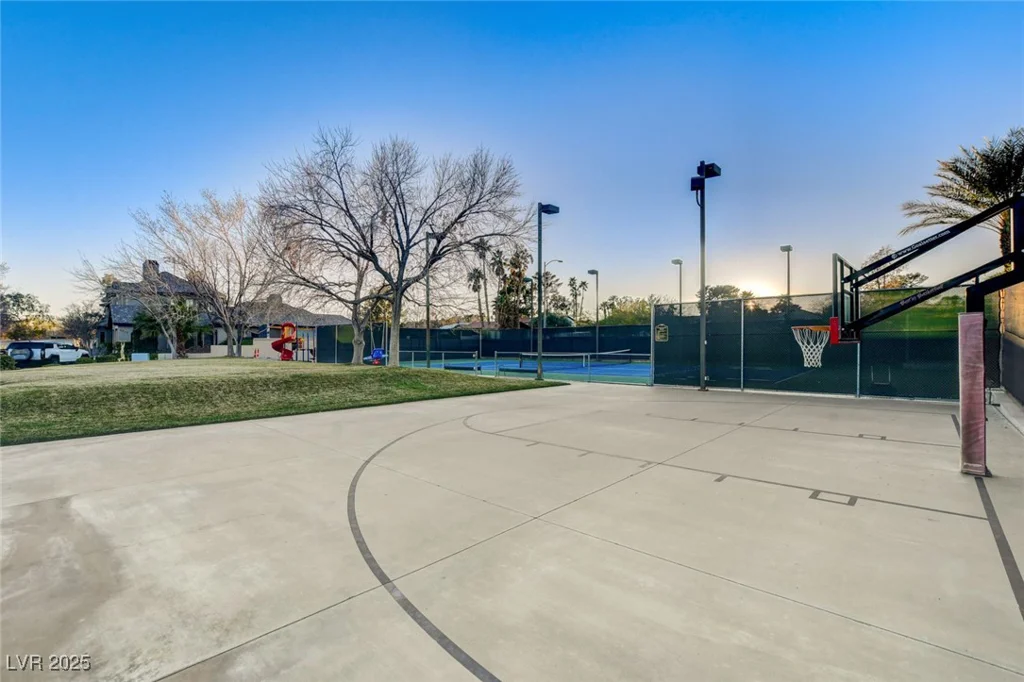 1700 Brock, Las Vegas, NV 89117