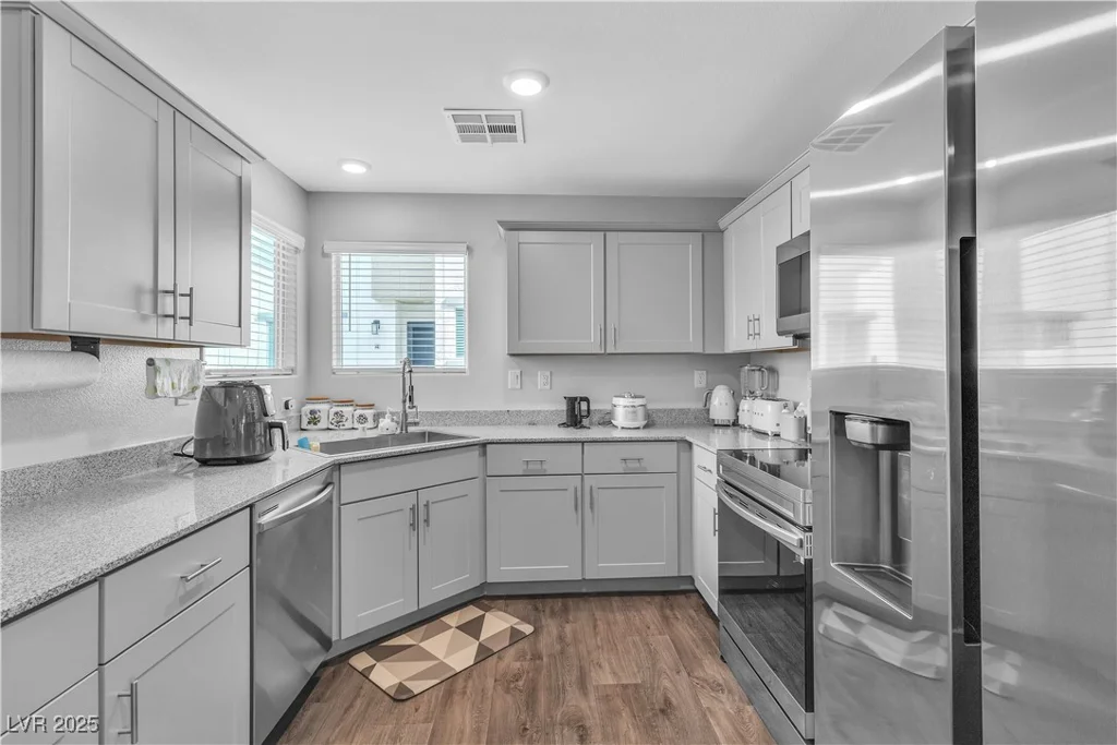 12268 Desert Light, Las Vegas, NV 89183