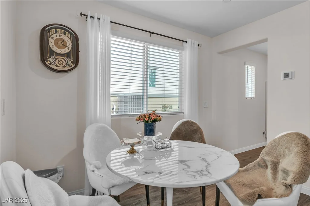 12268 Desert Light, Las Vegas, NV 89183