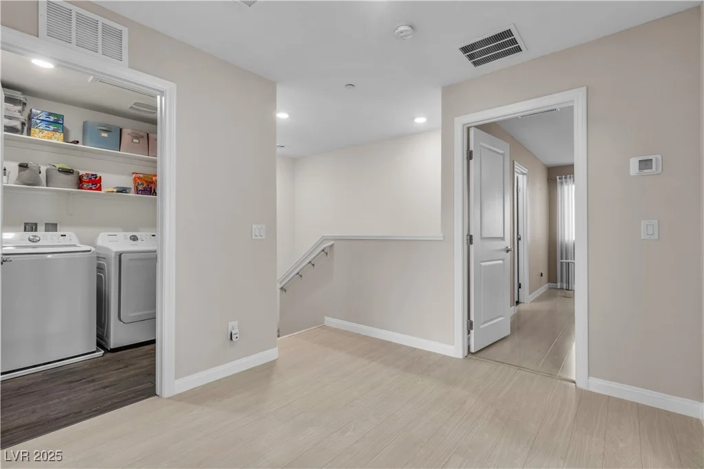 12268 Desert Light, Las Vegas, NV 89183