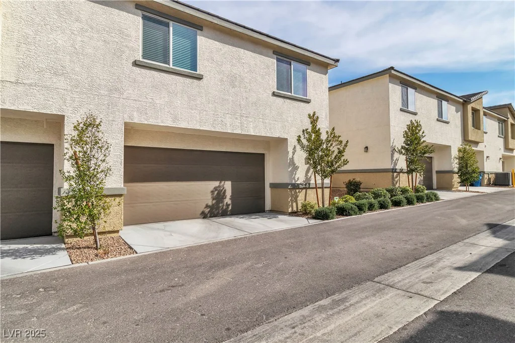 12268 Desert Light, Las Vegas, NV 89183