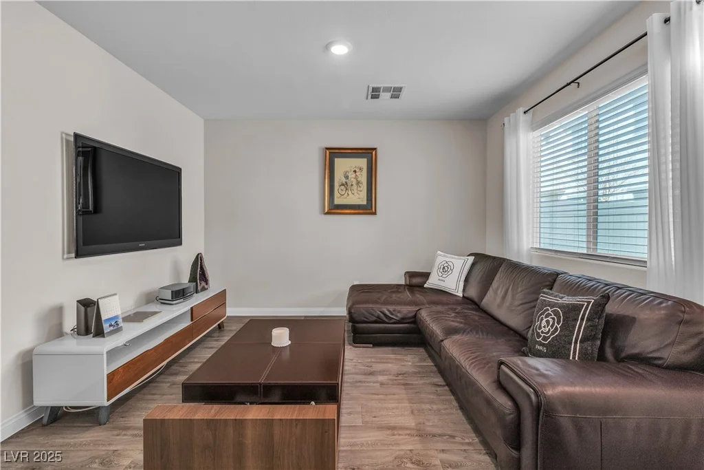 12268 Desert Light, Las Vegas, NV 89183
