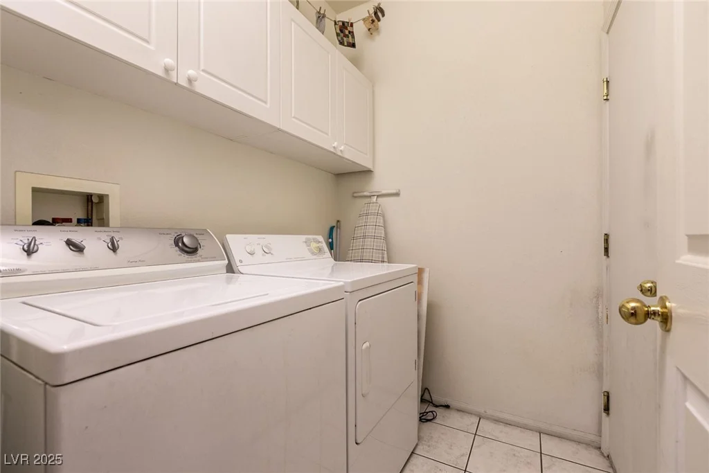9686 Moonlit Sky, Las Vegas, NV 89147