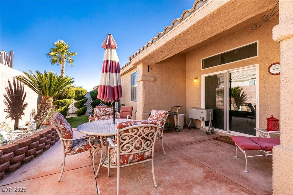 9686 Moonlit Sky, Las Vegas, NV 89147