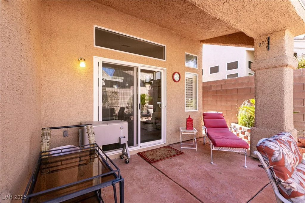9686 Moonlit Sky, Las Vegas, NV 89147