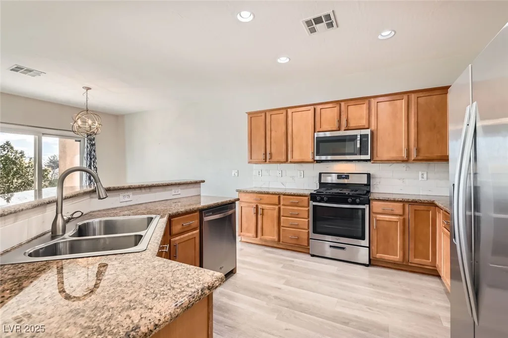 7744 Island Rail, North Las Vegas, NV 89084