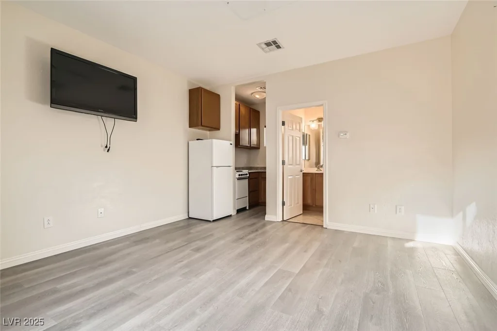 7744 Island Rail, North Las Vegas, NV 89084