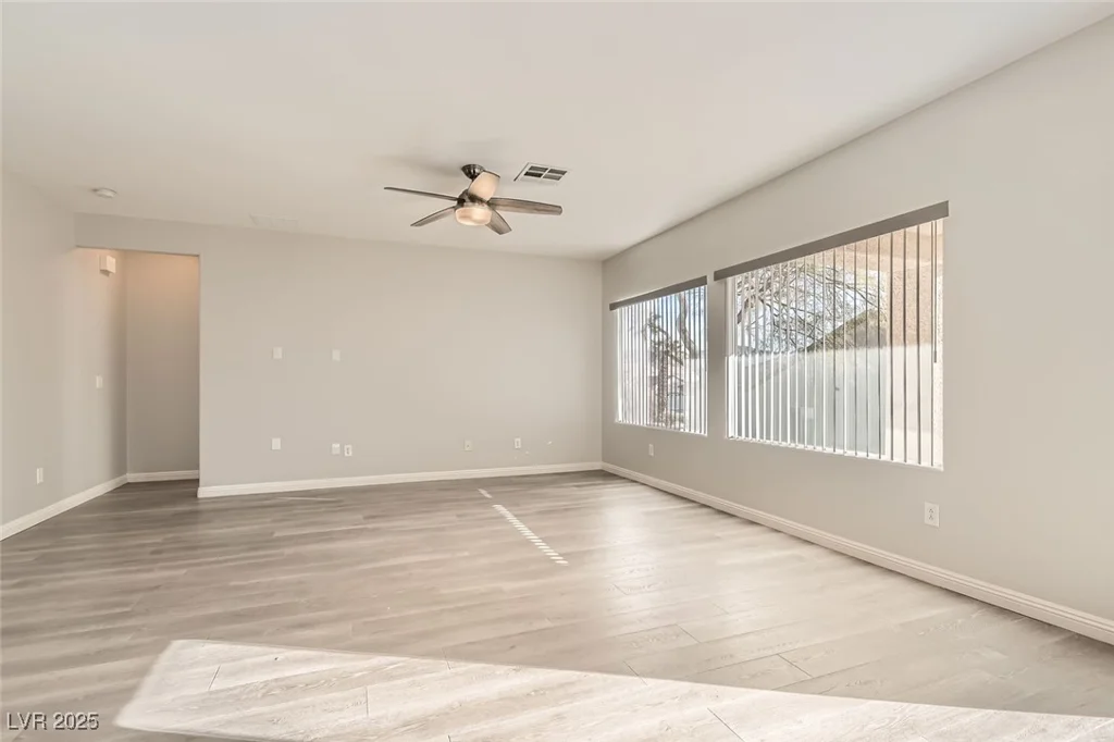 7744 Island Rail, North Las Vegas, NV 89084