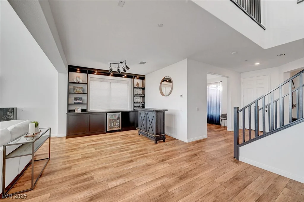 394 Red Feather Peak, Las Vegas, NV 89138