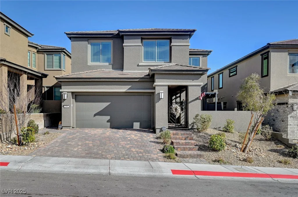 394 Red Feather Peak, Las Vegas, NV 89138