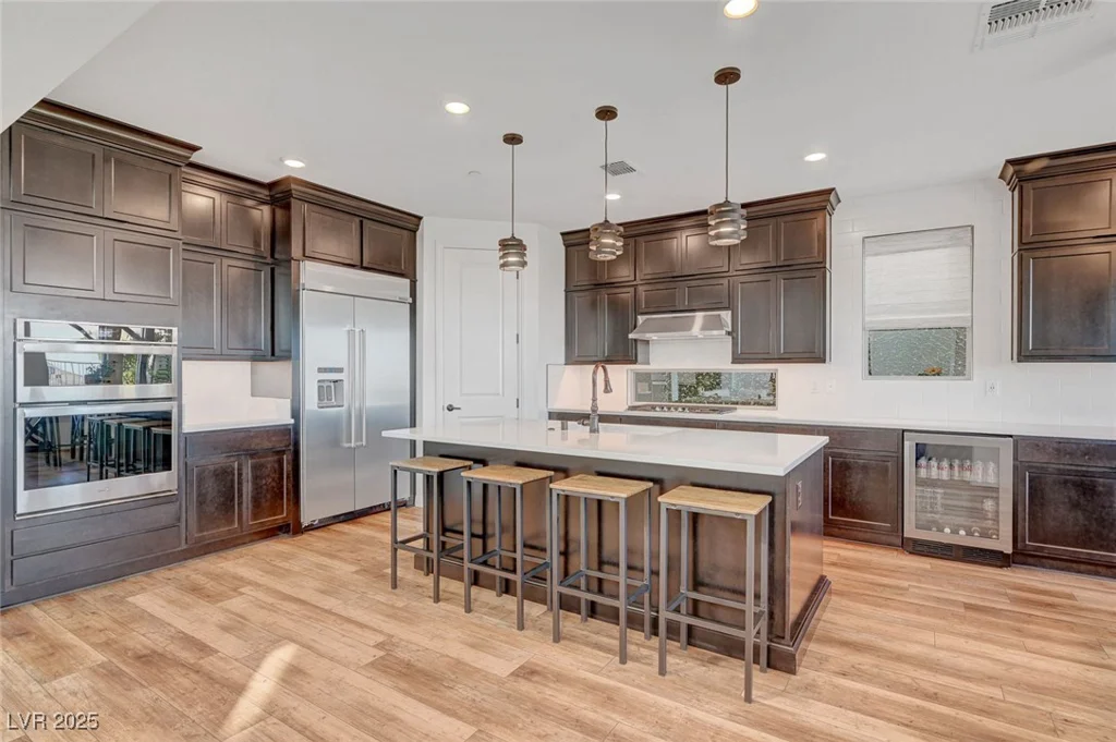 394 Red Feather Peak, Las Vegas, NV 89138