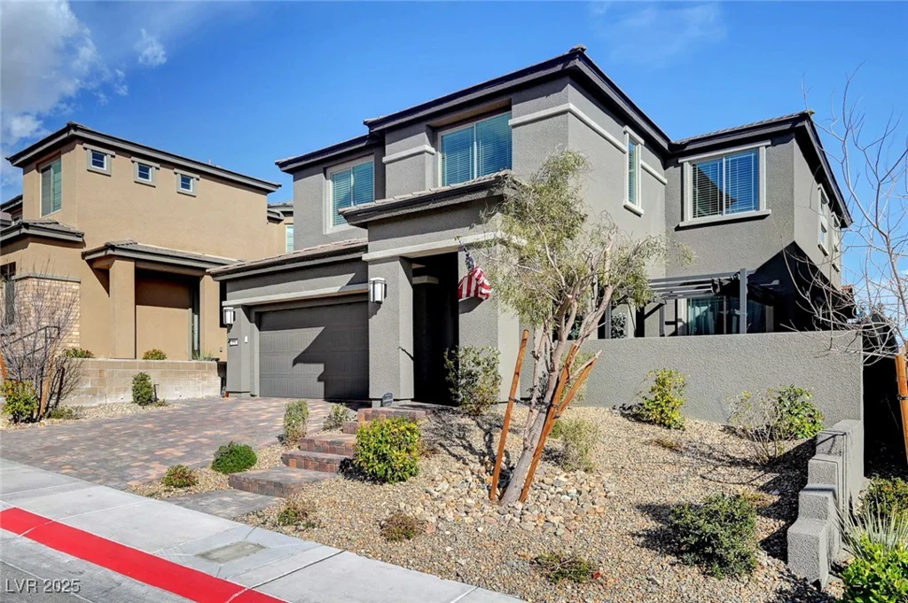 394 Red Feather Peak, Las Vegas, NV 89138