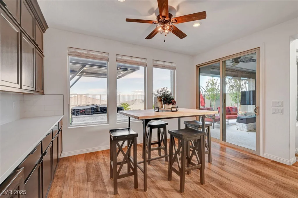 394 Red Feather Peak, Las Vegas, NV 89138