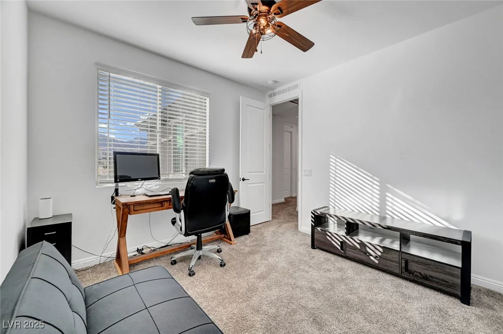 394 Red Feather Peak, Las Vegas, NV 89138