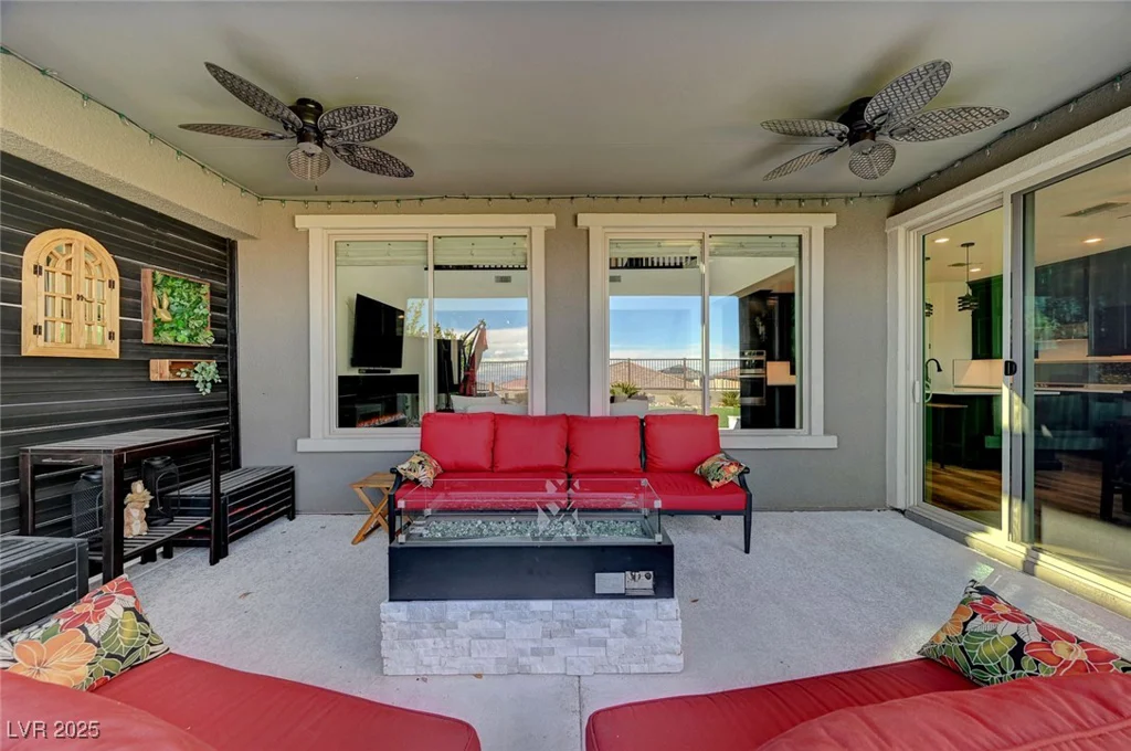 394 Red Feather Peak, Las Vegas, NV 89138