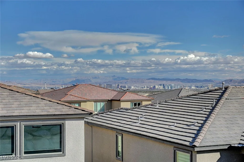394 Red Feather Peak, Las Vegas, NV 89138