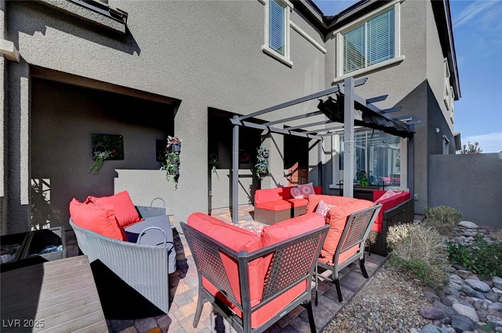394 Red Feather Peak, Las Vegas, NV 89138