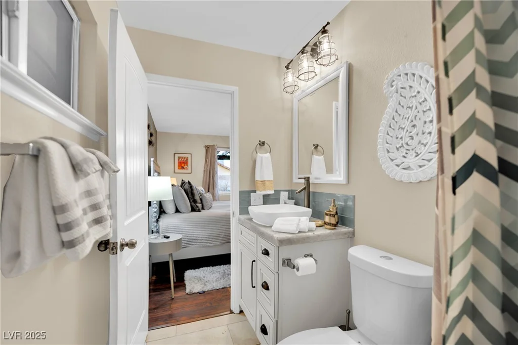585 Jackson, Henderson, NV 89014