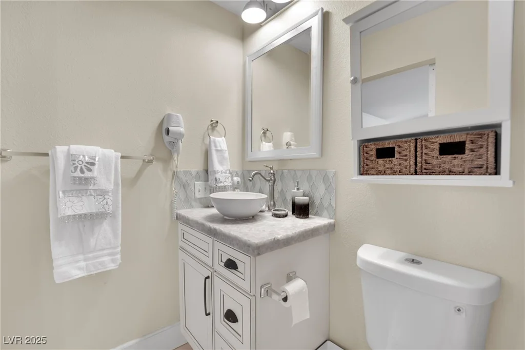 585 Jackson, Henderson, NV 89014