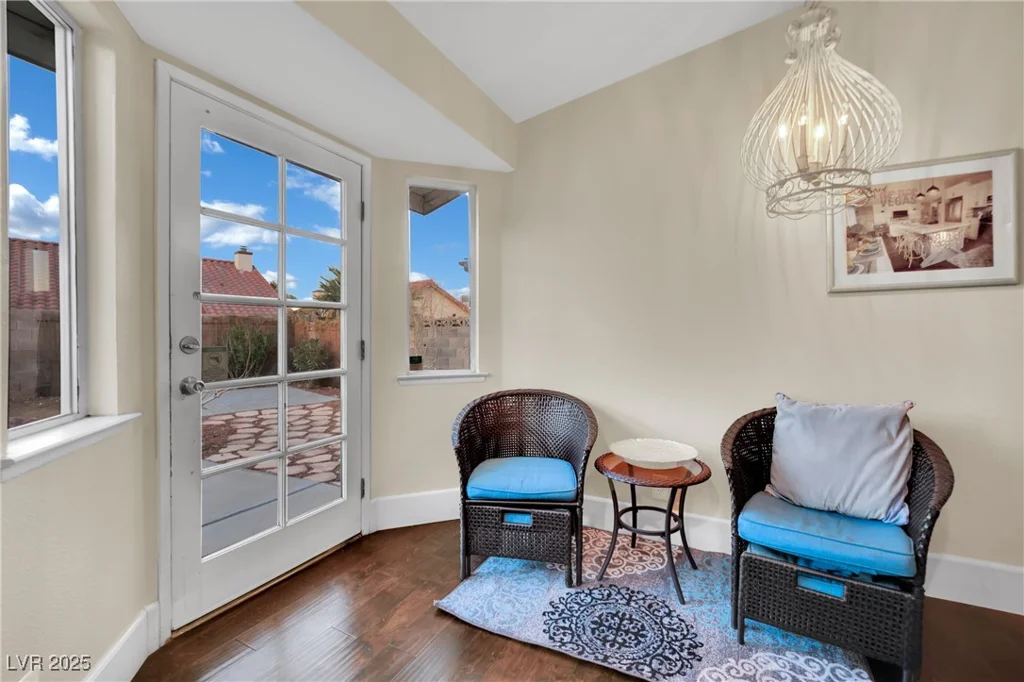 585 Jackson, Henderson, NV 89014