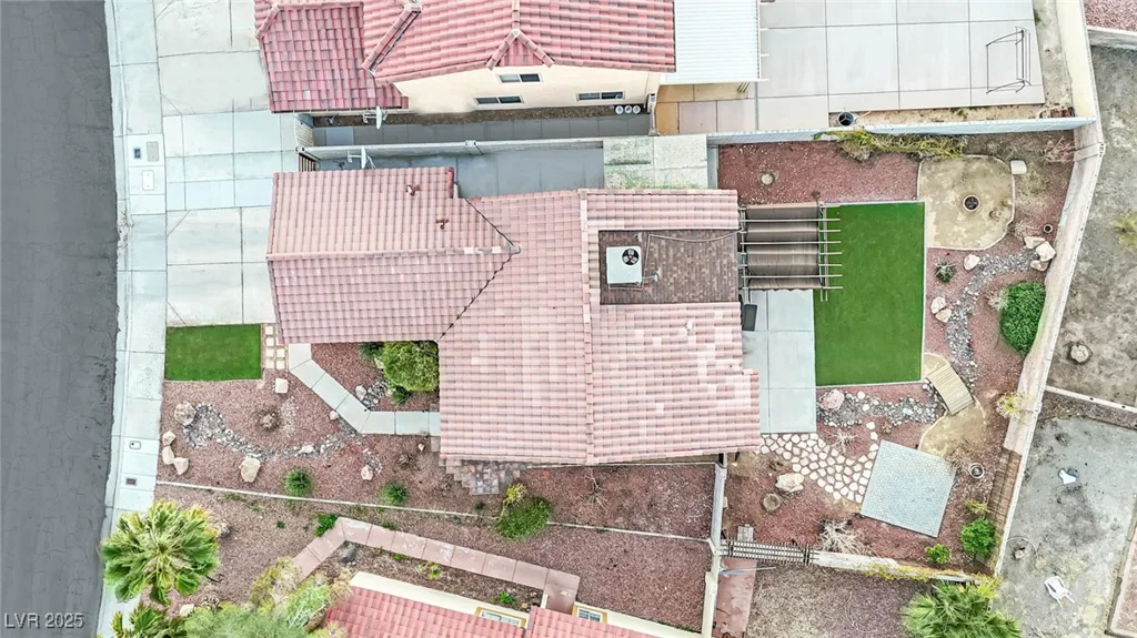 585 Jackson, Henderson, NV 89014
