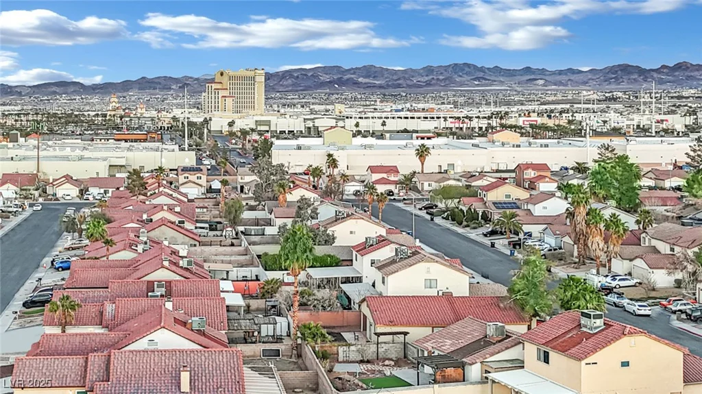 585 Jackson, Henderson, NV 89014