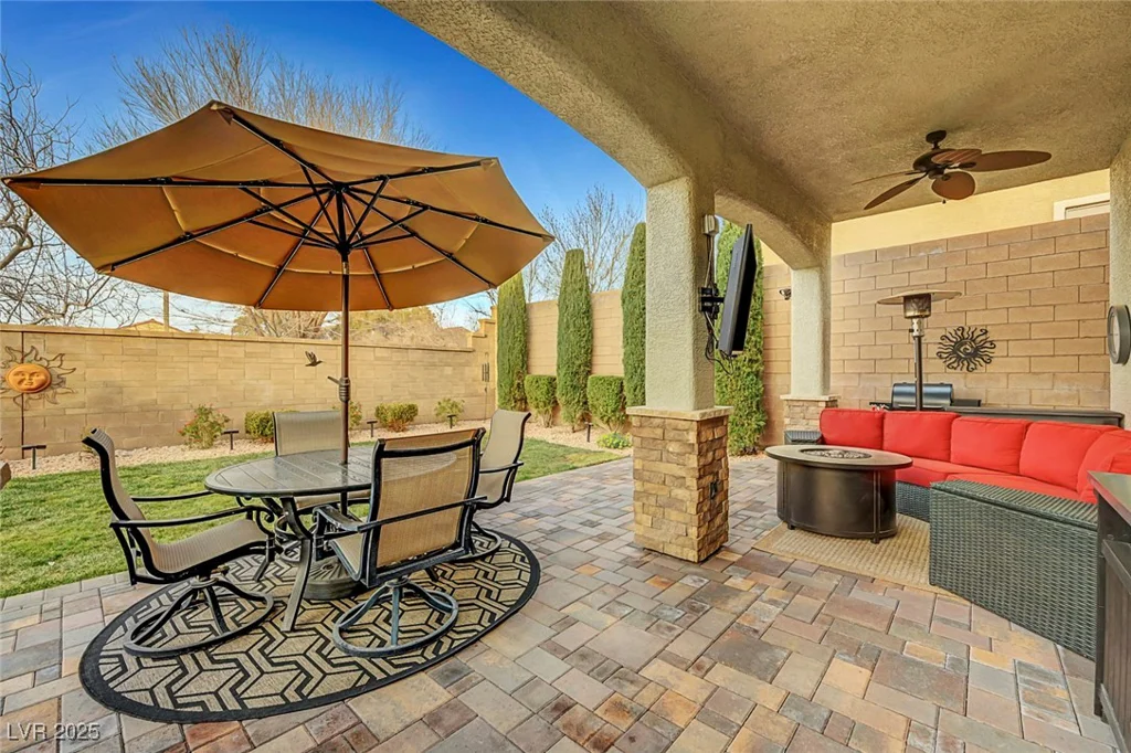 2752 Blairgowrie, Henderson, NV 89044