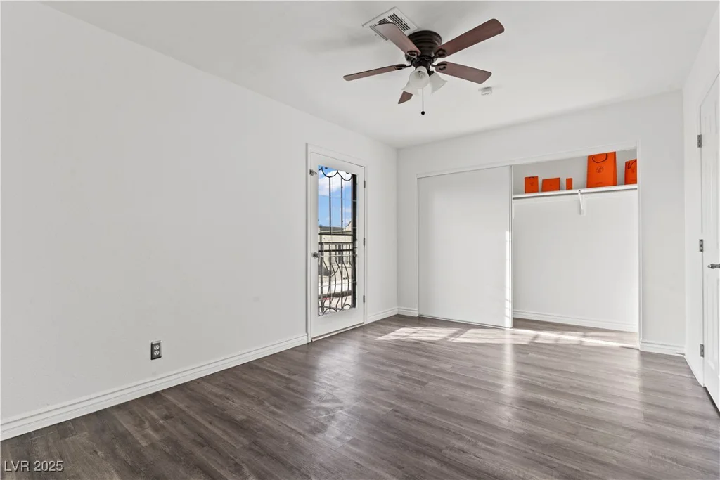 7084 Burcot, Las Vegas, NV 89156
