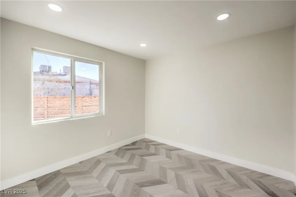 103 Magnesium, Henderson, NV 89015