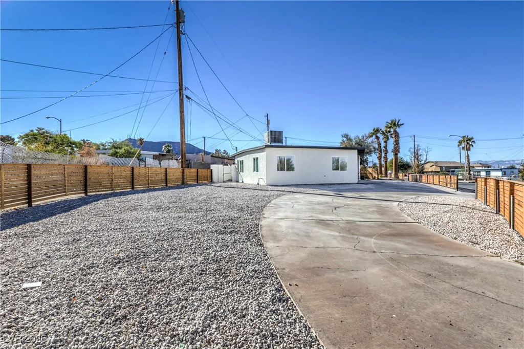 103 Magnesium, Henderson, NV 89015