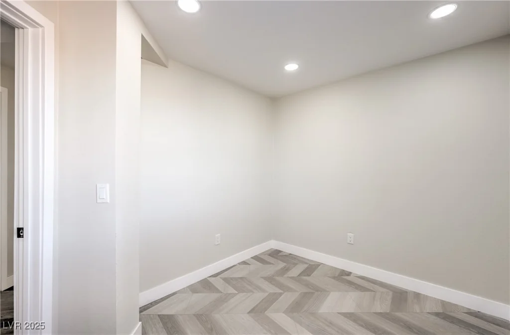 103 Magnesium, Henderson, NV 89015