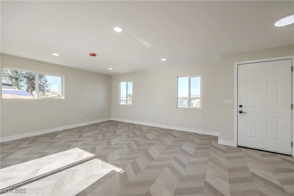103 Magnesium, Henderson, NV 89015