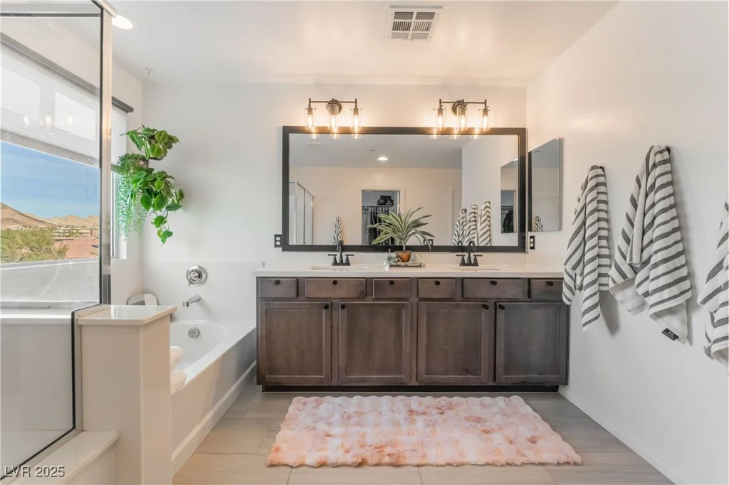 1004 Cetona, Henderson, NV 89011