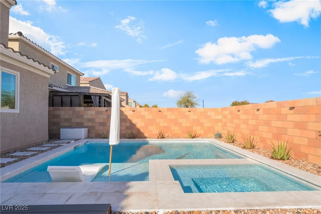 1004 Cetona, Henderson, NV 89011