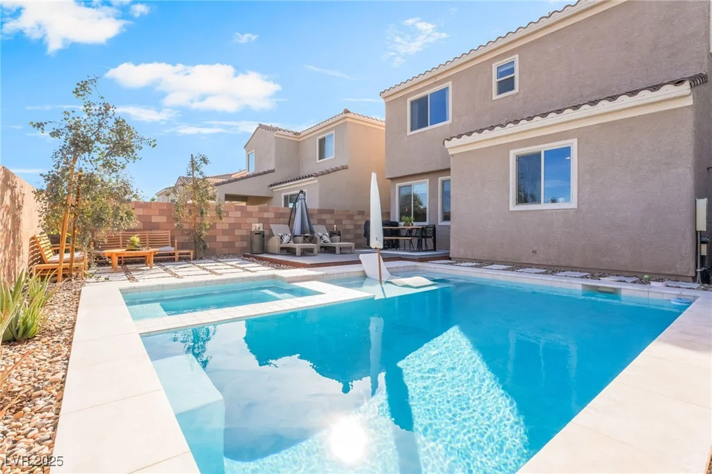 1004 Cetona, Henderson, NV 89011