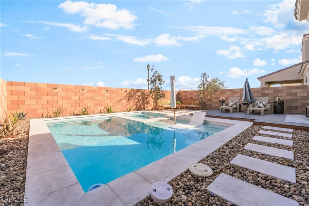 1004 Cetona, Henderson, NV 89011