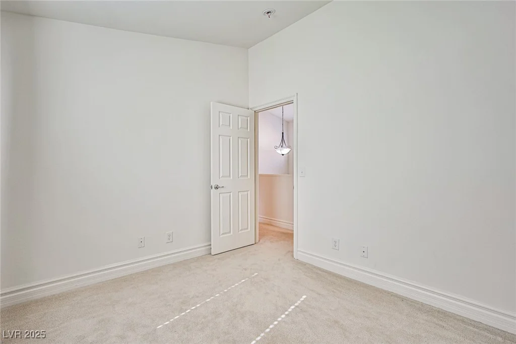 274 Broken Par, Las Vegas, NV 89148