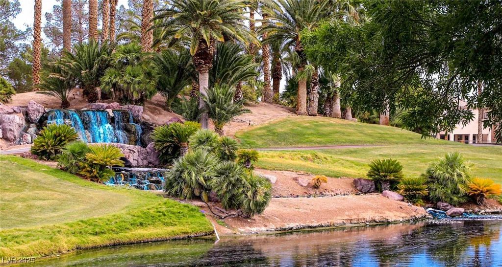 274 Broken Par, Las Vegas, NV 89148