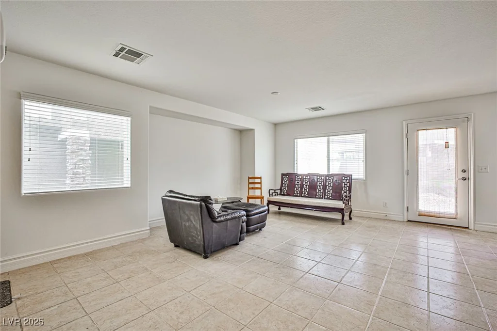 274 Broken Par, Las Vegas, NV 89148