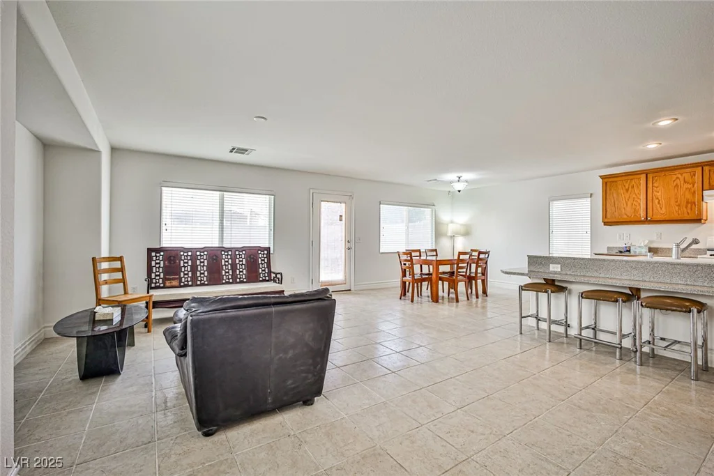 274 Broken Par, Las Vegas, NV 89148
