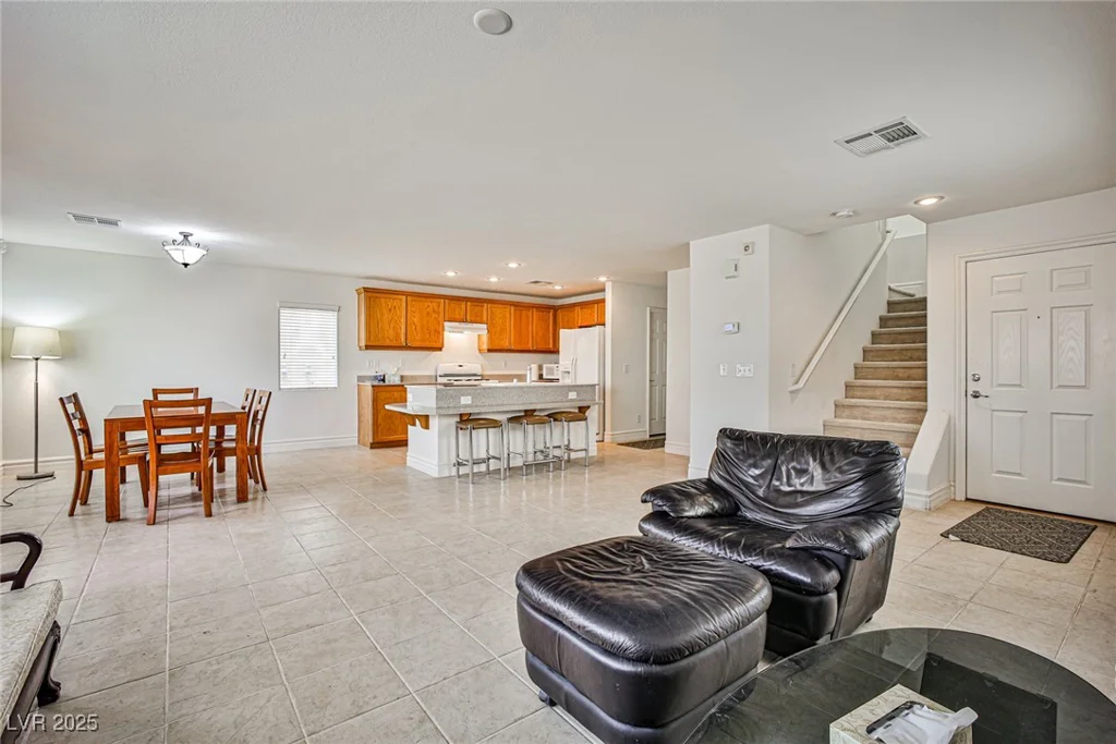 274 Broken Par, Las Vegas, NV 89148