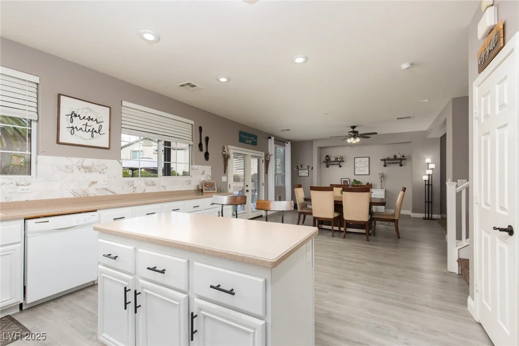 23 Crescent Palm, Henderson, NV 89002