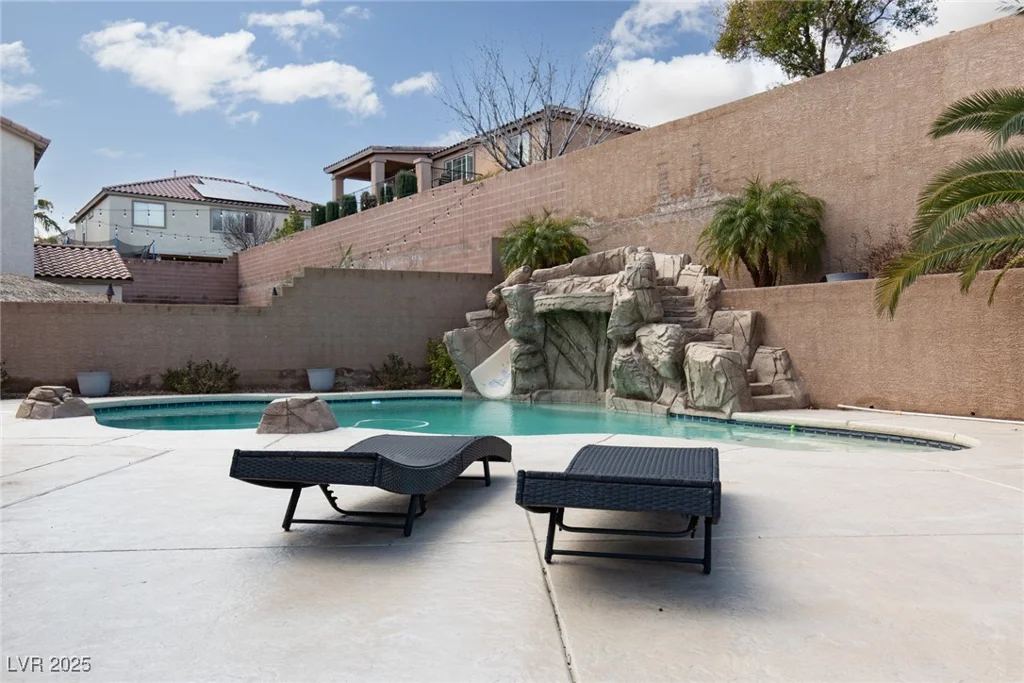23 Crescent Palm, Henderson, NV 89002