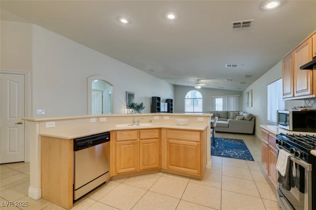 5828 Sierra Medina, Las Vegas, NV 89139