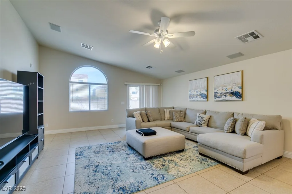 5828 Sierra Medina, Las Vegas, NV 89139