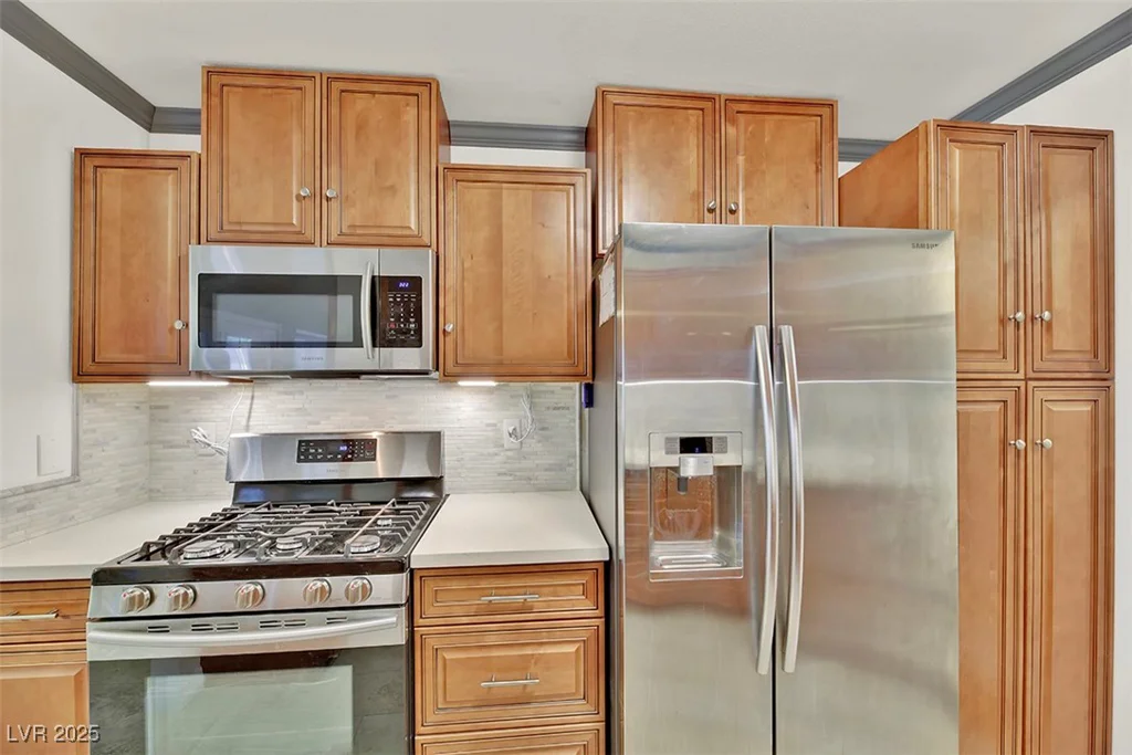 7713 Shore Haven, Las Vegas, NV 89128